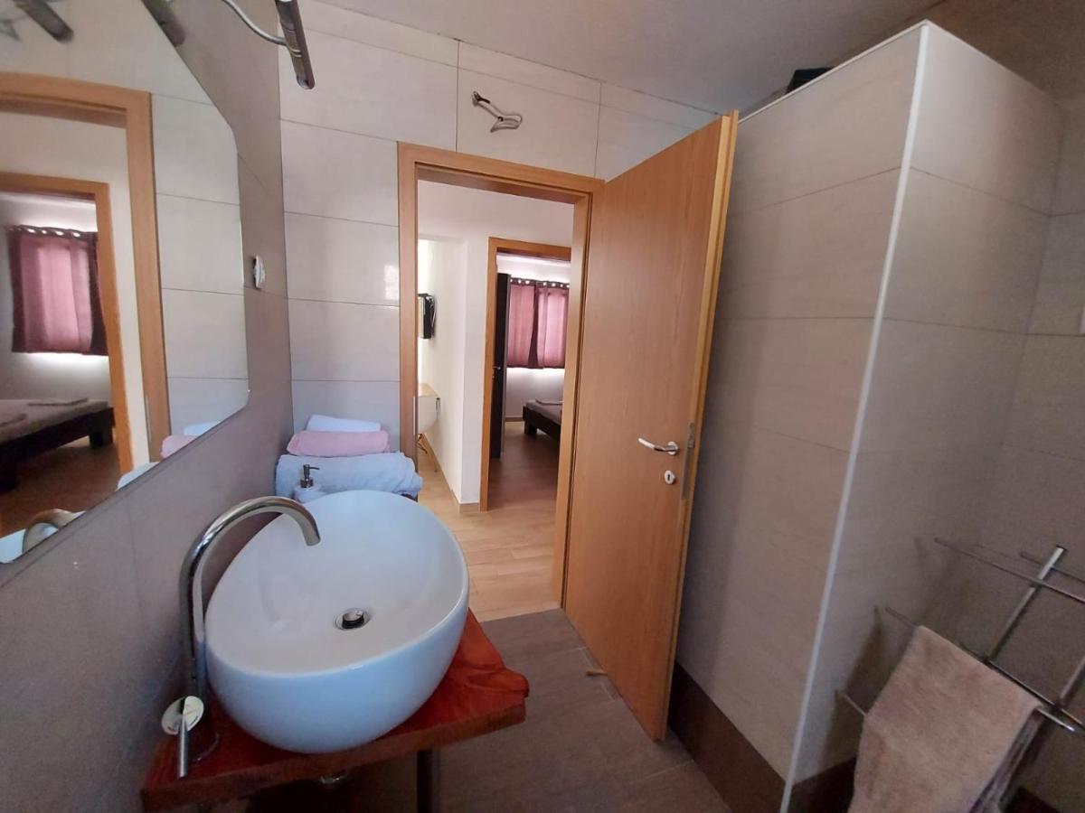 Frane Apartment Zavalatica Eksteriør billede